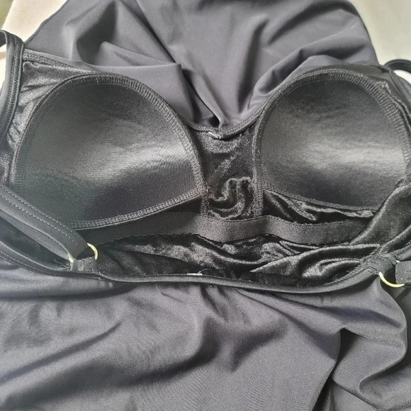 Fit 4 Ur Hips One piece Flattering ruffle Tiered swim Shorts Romper Black sz 10 - Picture 3 of 10